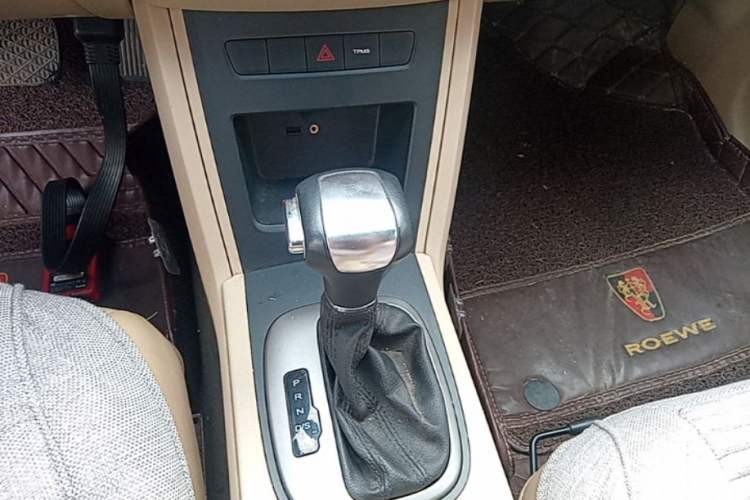 Used Roewe 350 2015 1.5L Automatic Luxury Sunroof Edition Gear Lever