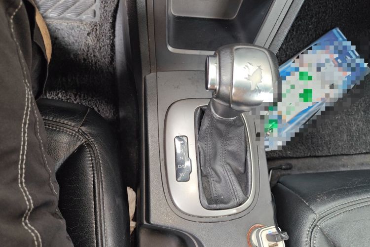 Used Roewe 350 2015 1.5L Automatic Luxury Sunroof Edition Gear Lever