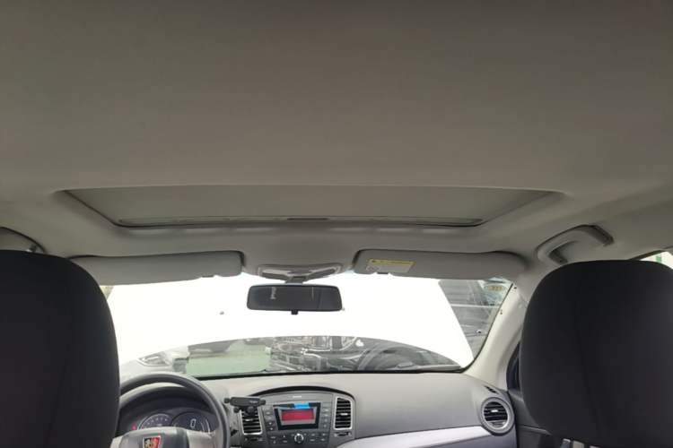 Used Roewe 350 2015 1.5L Automatic Luxury Sunroof Edition Headliner