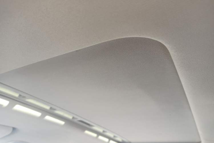 Used Roewe 350 2015 1.5L Manual Luxury Sunroof Edition Headliner