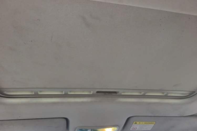 Used Roewe 350 2015 1.5L Manual Luxury Sunroof Edition Headliner