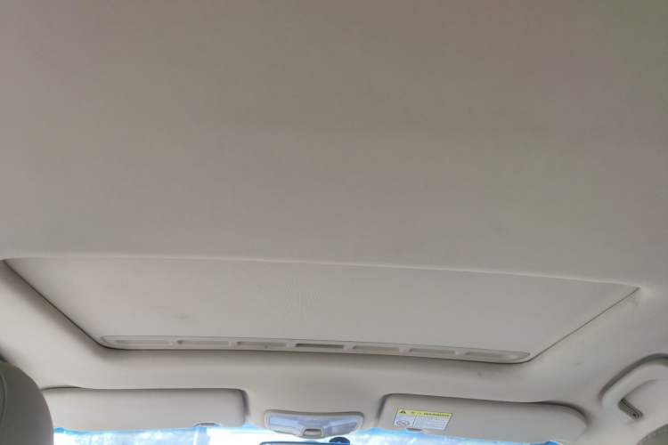 Used Roewe 350 2015 1.5L Automatic Luxury Sunroof Edition Headliner