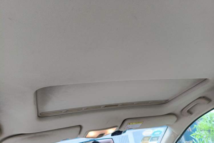 Used Roewe 350 2015 1.5L Automatic Luxury Sunroof Edition Headliner