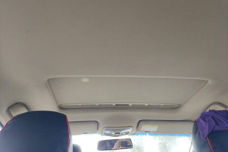 Used Roewe 350 2015 1.5L Automatic Luxury Sunroof Edition Headliner