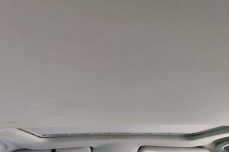 Used Roewe 350 2015 1.5L Manual Luxury Sunroof Edition Headliner