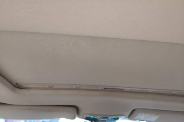Used Roewe 350 2015 1.5L Manual Luxury Sunroof Edition Headliner