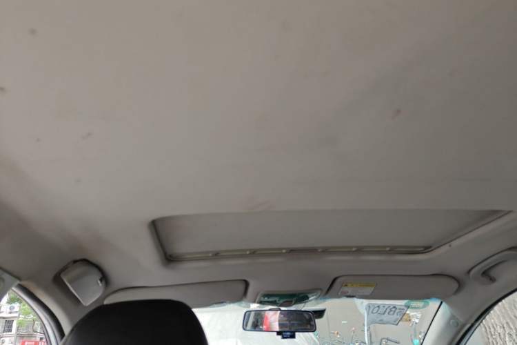 Used Roewe 350 2015 1.5L Automatic Luxury Sunroof Edition Headliner