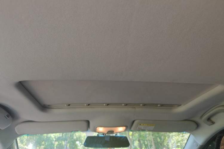 Used Roewe 350 2015 1.5L Manual Luxury Sunroof Edition Headliner