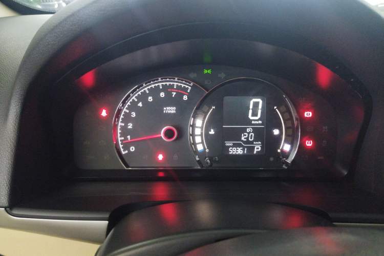 Used Roewe 350 2015 1.5L Automatic Luxury Sunroof Edition Instrument Cluster