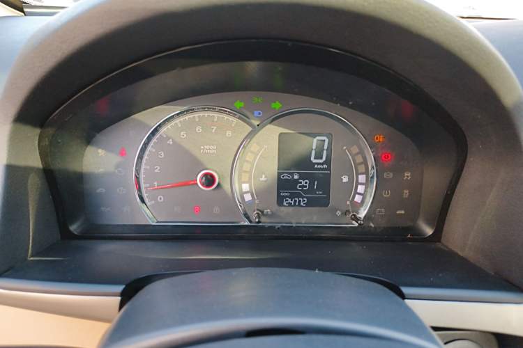 Used Roewe 350 2015 1.5L Manual Luxury Sunroof Edition Instrument Cluster