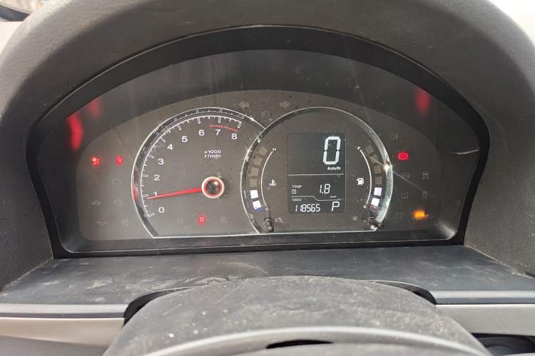 Used Roewe 350 2015 1.5L Automatic Luxury Sunroof Edition Instrument Cluster