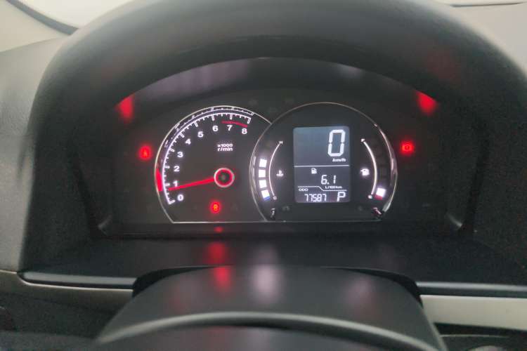 Used Roewe 350 2015 1.5L Automatic Luxury Sunroof Edition Instrument Cluster