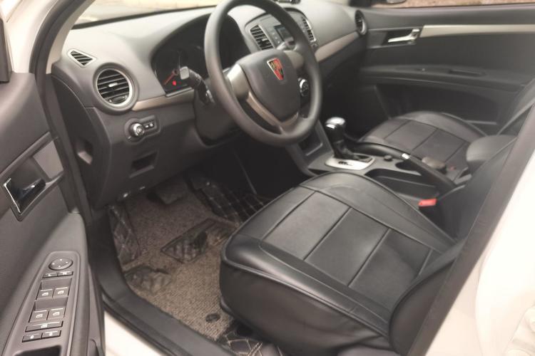 Used Roewe 350 2015 1.5L Automatic Luxury Sunroof Edition Interior 2