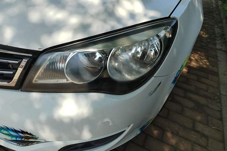 Used Roewe 350 2015 1.5L Manual Luxury Sunroof Edition Left Front Headlight