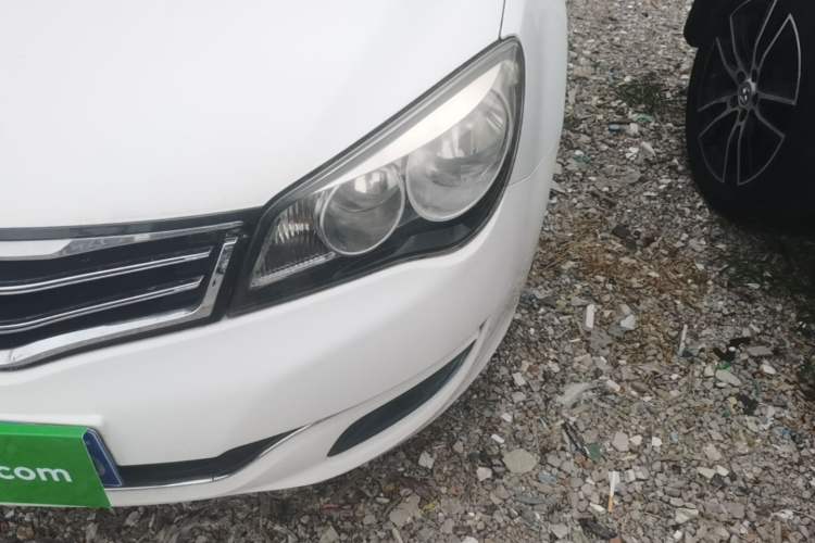 Used Roewe 350 2015 1.5L Manual Luxury Sunroof Edition Left Front Headlight