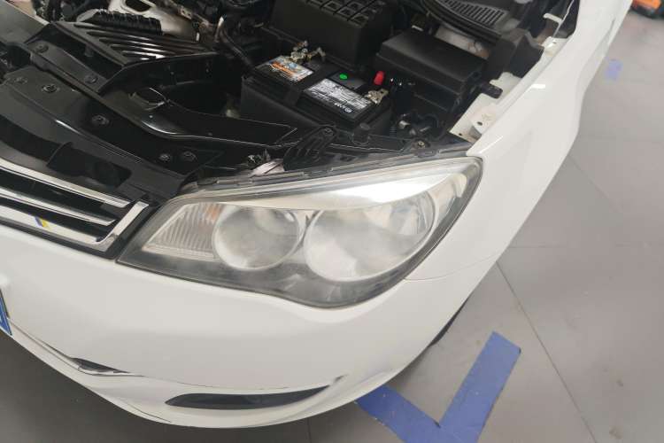 Used Roewe 350 2015 1.5L Automatic Luxury Sunroof Edition Left Front Headlight