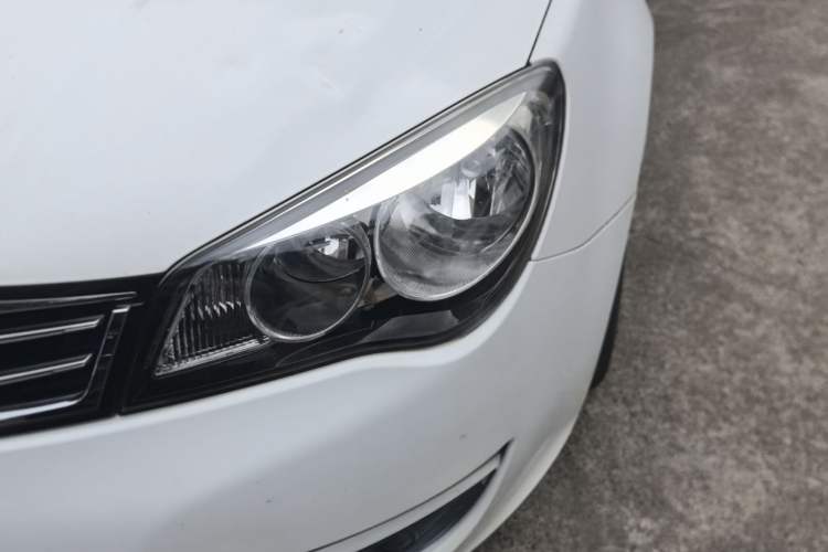 Used Roewe 350 2015 1.5L Automatic Luxury Sunroof Edition Left Front Headlight