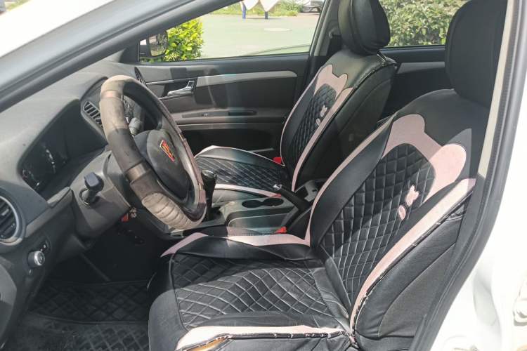 Used Roewe 350 2015 1.5L Manual Luxury Sunroof Edition Left Front Seat