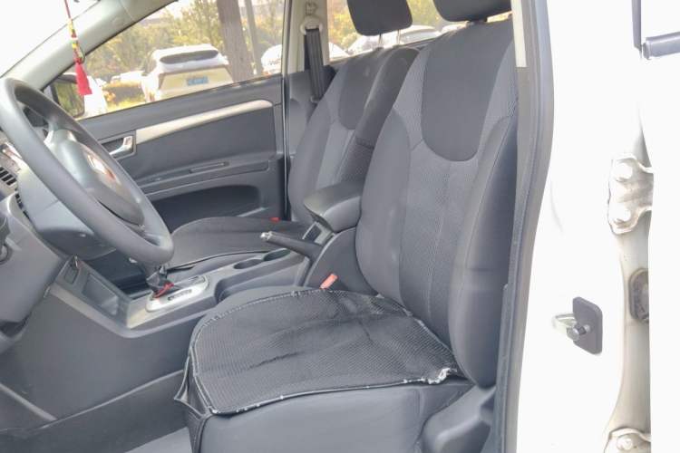 Used Roewe 350 2015 1.5L Automatic Luxury Sunroof Edition Left Front Seat