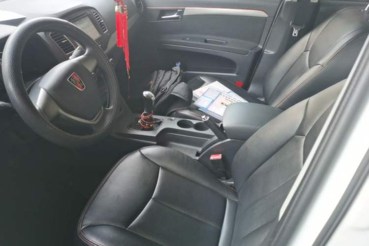 Used Roewe 350 2015 1.5L Manual Luxury Sunroof Edition Left Front Seat