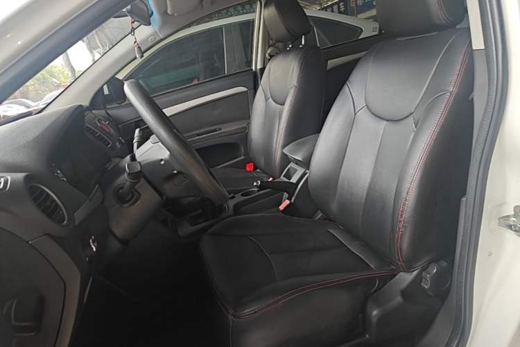 Used Roewe 350 2015 1.5L Manual Luxury Sunroof Edition Left Front Seat