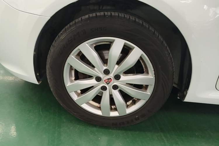 Used Roewe 350 2015 1.5L Automatic Luxury Sunroof Edition Left Front Wheel Hub