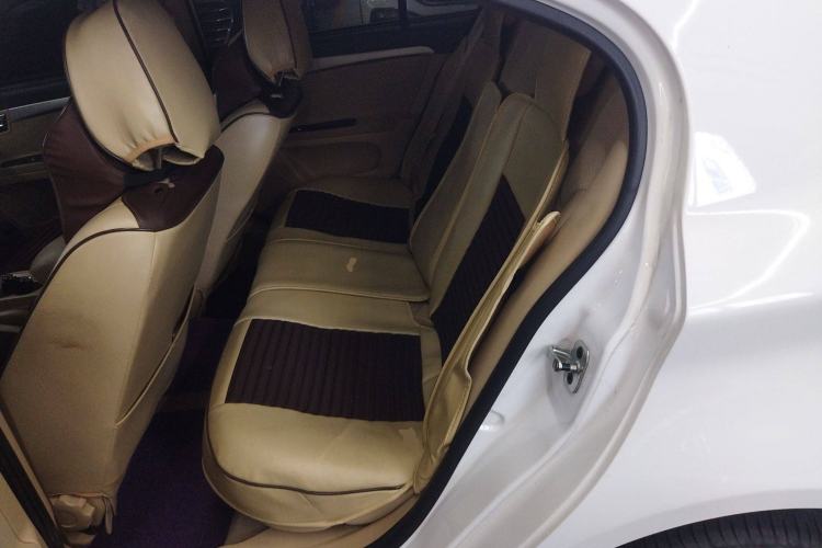 Used Roewe 350 2015 1.5L Automatic Luxury Sunroof Edition Left Rear Seat