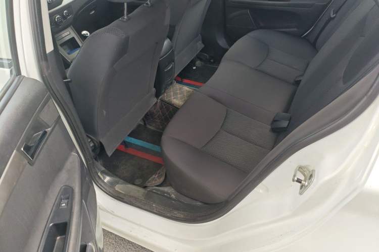 Used Roewe 350 2015 1.5L Manual Luxury Sunroof Edition Left Rear Seat