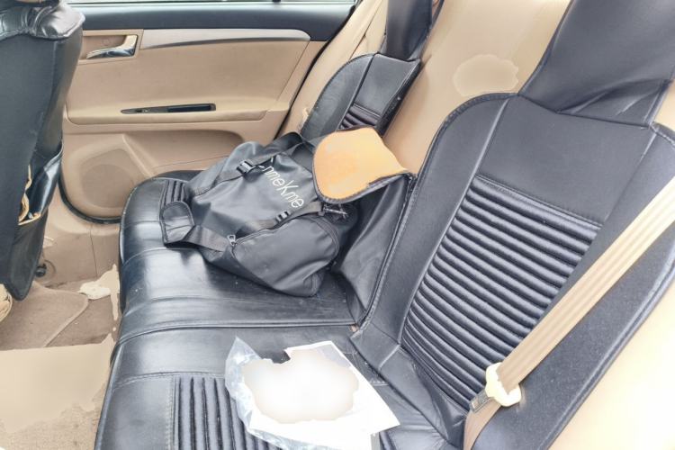 Used Roewe 350 2015 1.5L Manual Luxury Sunroof Edition Left Rear Seat