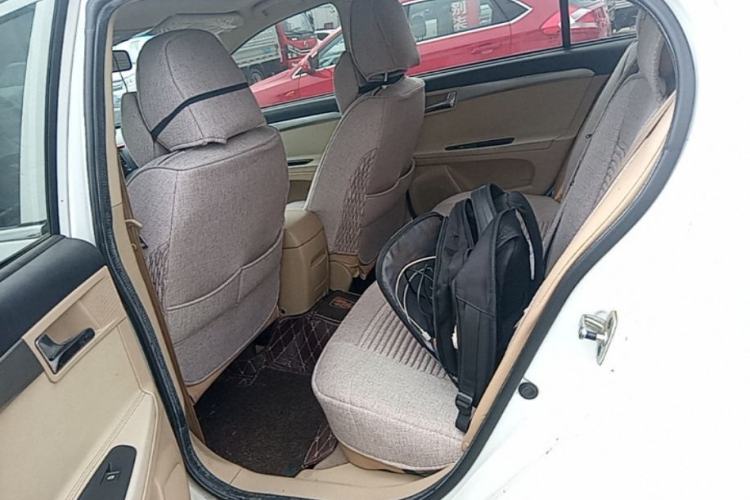 Used Roewe 350 2015 1.5L Automatic Luxury Sunroof Edition Left Rear Seat