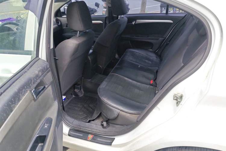 Used Roewe 350 2015 1.5L Automatic Luxury Sunroof Edition Left Rear Seat