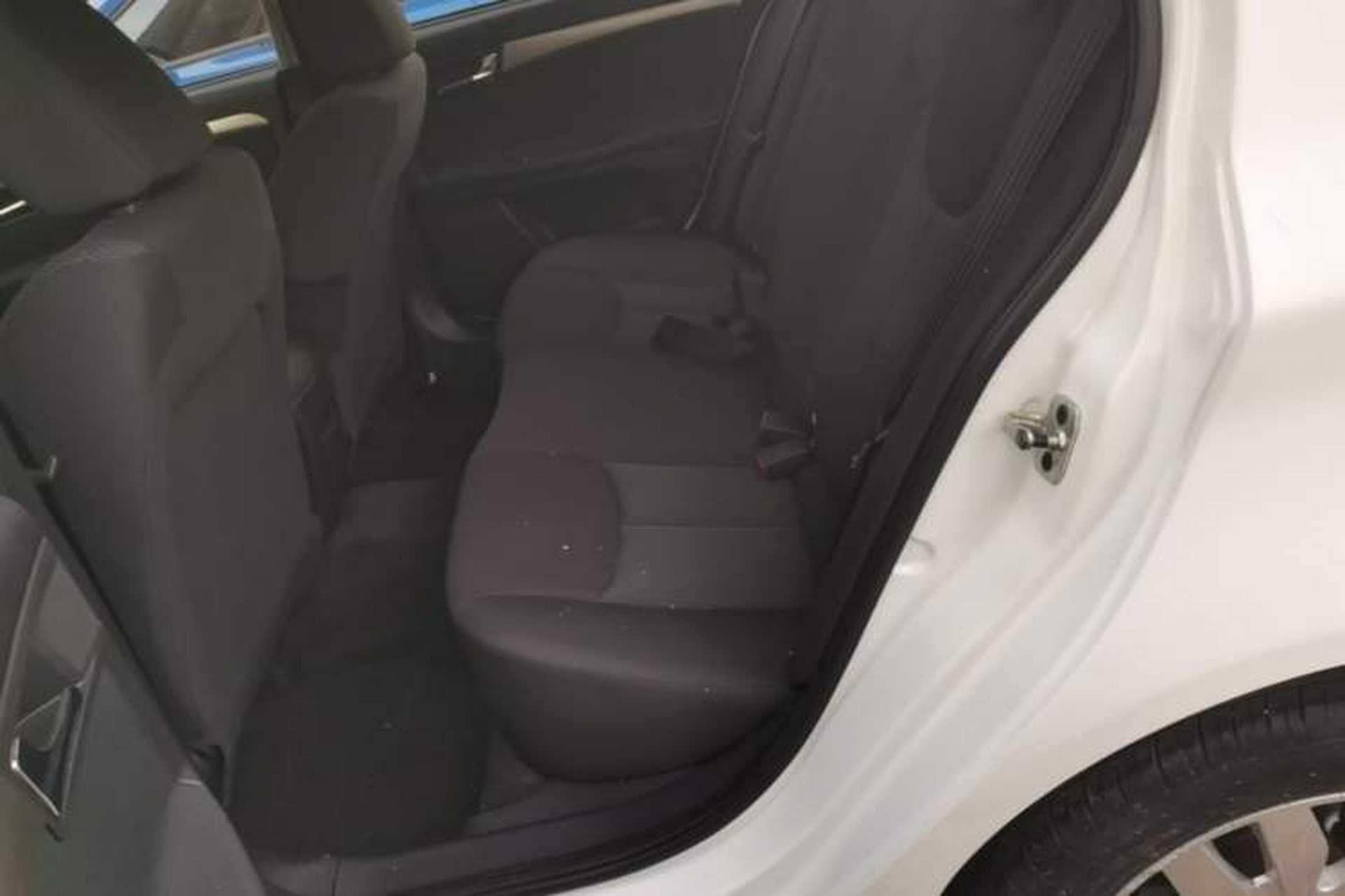 Used Roewe 350 2015 1.5L Automatic Luxury Sunroof Edition Left Rear Seat