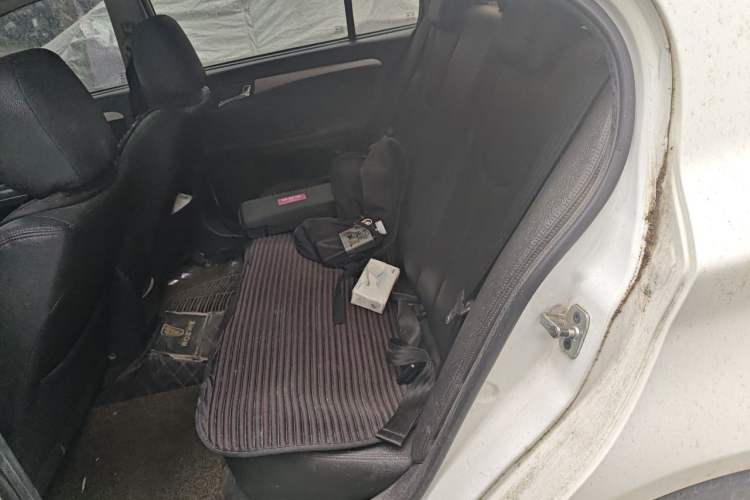Used Roewe 350 2015 1.5L Automatic Luxury Sunroof Edition Left Rear Seat