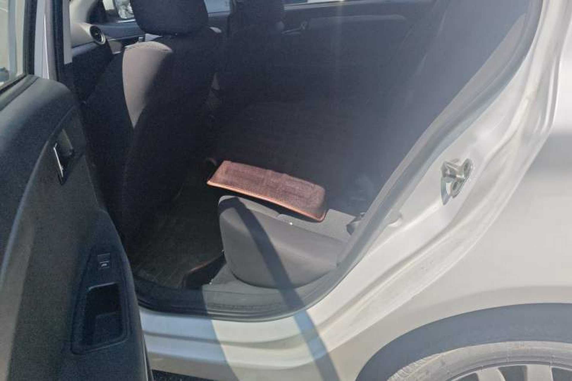 Used Roewe 350 2015 1.5L Automatic Luxury Sunroof Edition Left Rear Seat
