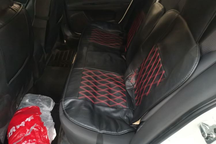 Used Roewe 350 2015 1.5L Manual Luxury Sunroof Edition Left Rear Seat
