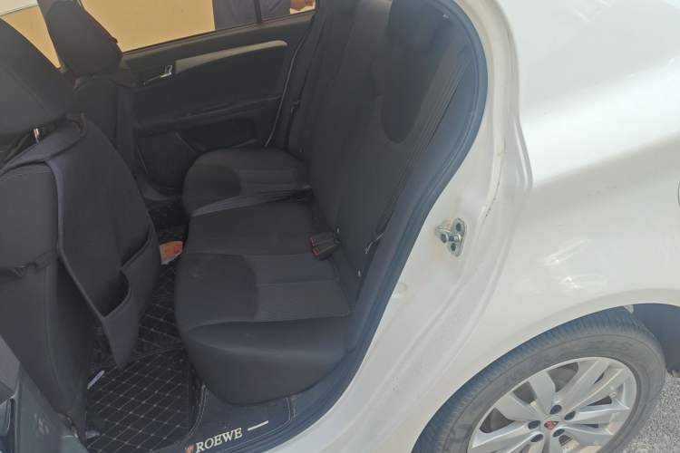 Used Roewe 350 2015 1.5L Manual Luxury Sunroof Edition Left Rear Seat