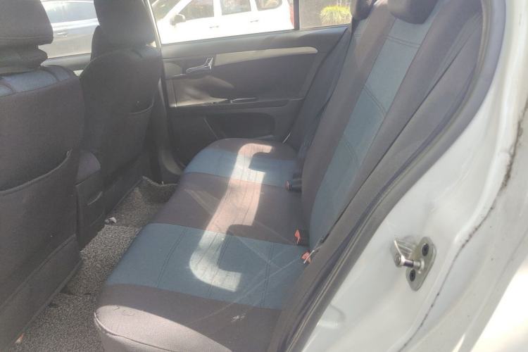 Used Roewe 350 2015 1.5L Manual Luxury Sunroof Edition Left Rear Seat