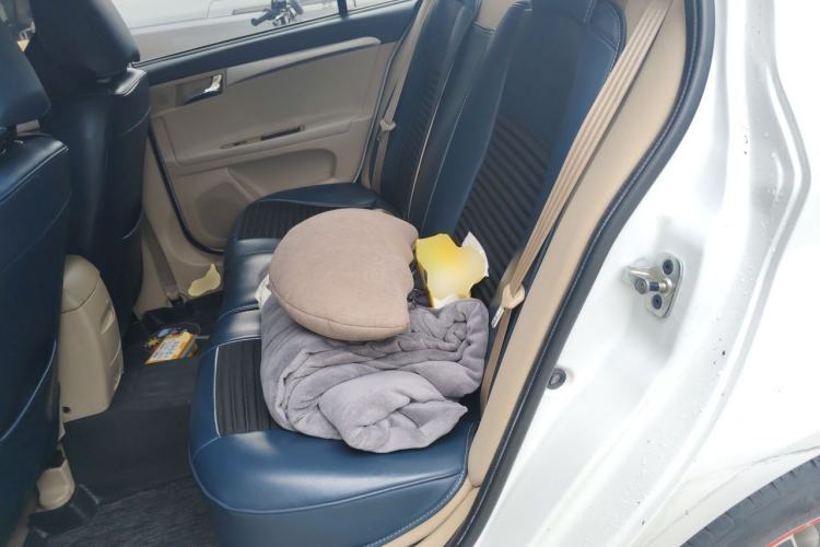 Used Roewe 350 2015 1.5L Manual Luxury Sunroof Edition Left Rear Seat