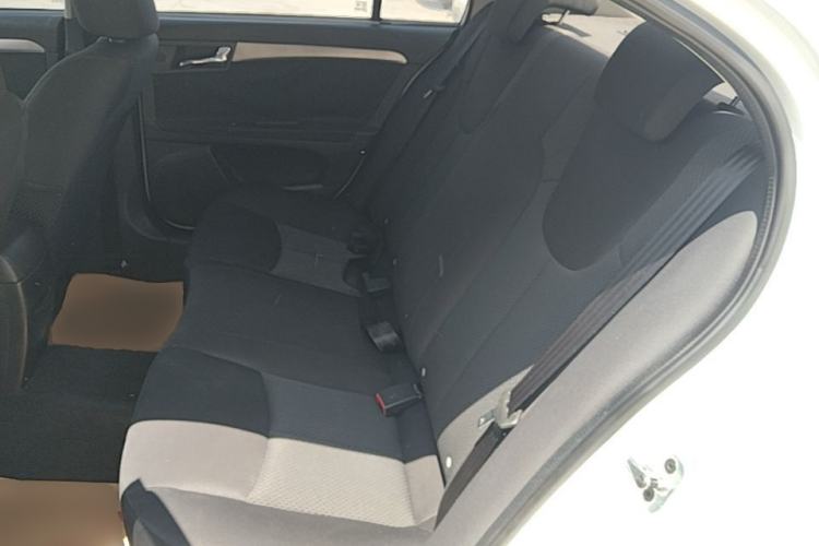 Used Roewe 350 2015 1.5L Automatic Luxury Sunroof Edition Left Rear Seat