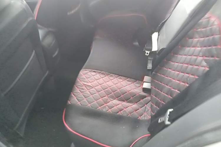 Used Roewe 350 2015 1.5L Manual Luxury Edition Left Rear Seat