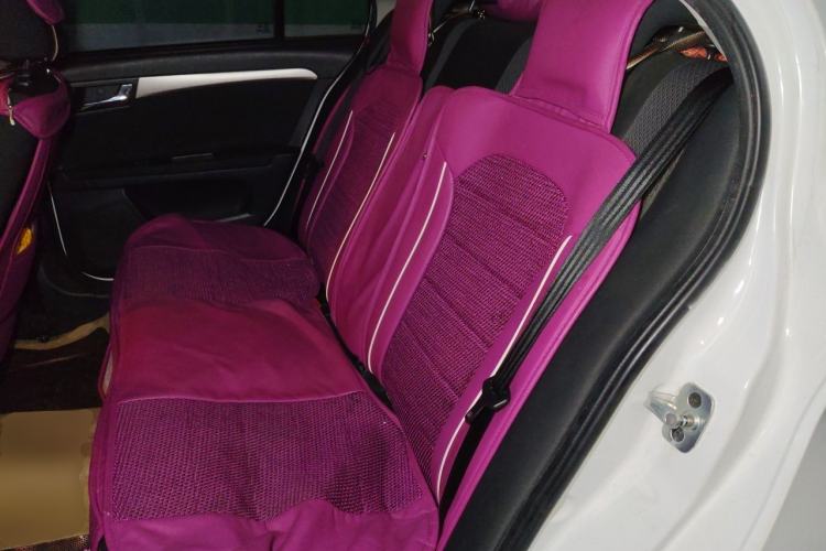 Used Roewe 350 2015 1.5L Manual Luxury Sunroof Edition Left Rear Seat