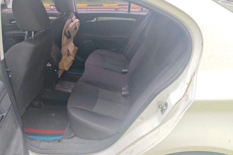 Used Roewe 350 2015 1.5L Automatic Luxury Sunroof Edition Left Rear Seat