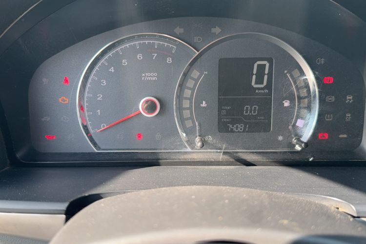Used Roewe 350 2015 1.5L Manual Luxury Sunroof Edition Odometer Close Up