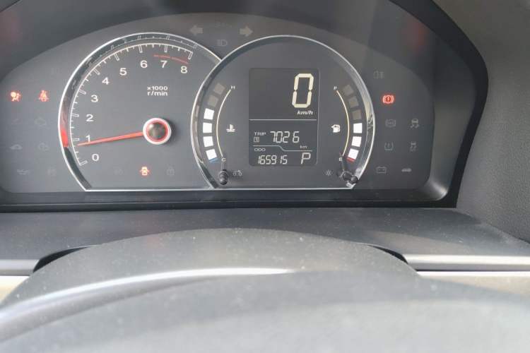 Used Roewe 350 2015 1.5L Automatic Luxury Sunroof Edition Odometer Close Up