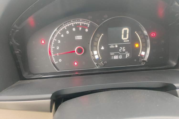 Used Roewe 350 2015 1.5L Automatic Luxury Sunroof Edition Odometer Close Up