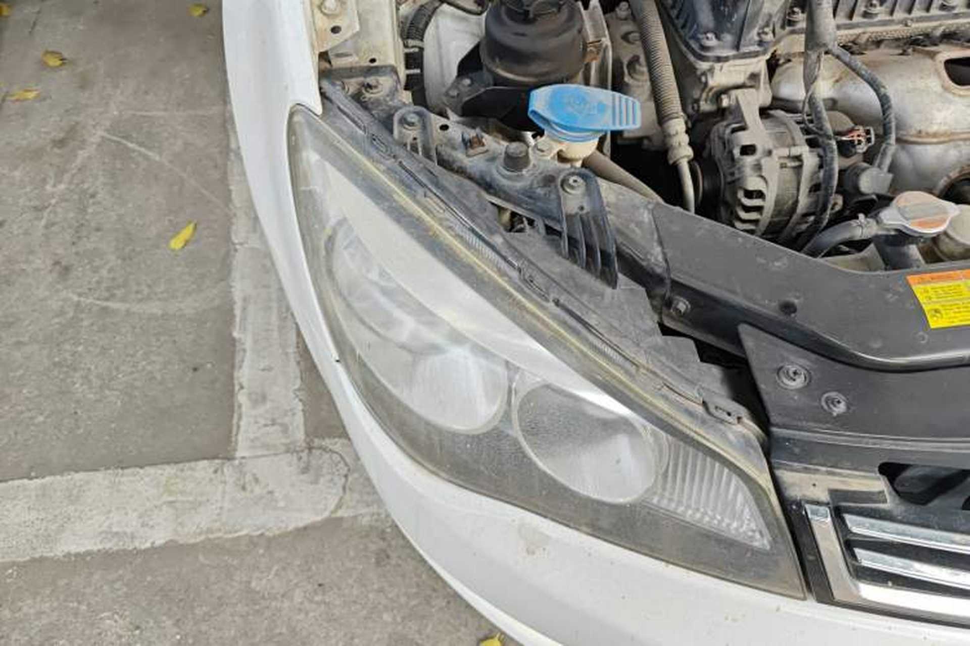 Used Roewe 350 2015 1.5L Manual Luxury Sunroof Edition Right Front Headlight