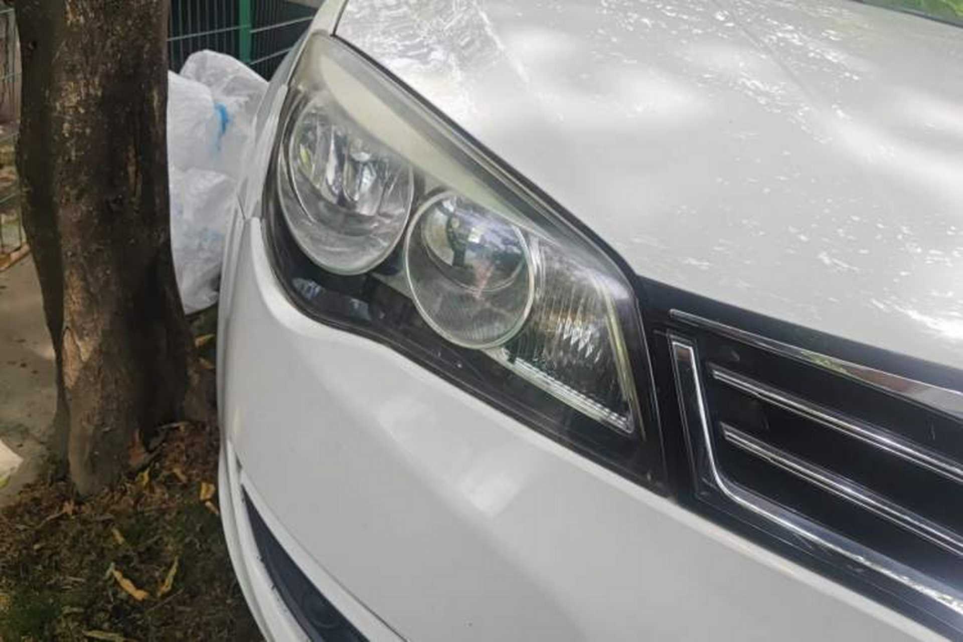 Used Roewe 350 2015 1.5L Manual Luxury Sunroof Edition Right Front Headlight