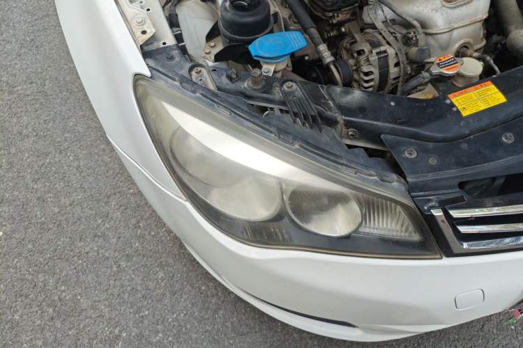 Used Roewe 350 2015 1.5L Manual Luxury Sunroof Edition Right Front Headlight