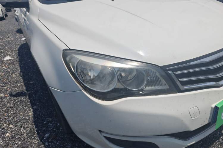 Used Roewe 350 2015 1.5L Automatic Luxury Sunroof Edition Right Front Headlight