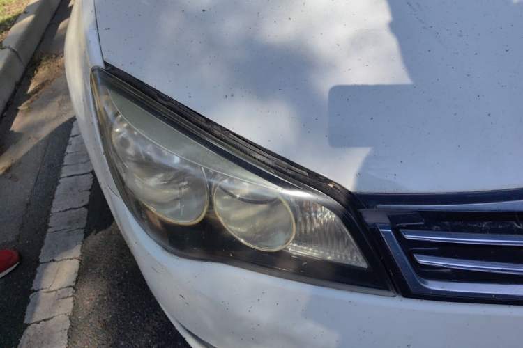 Used Roewe 350 2015 1.5L Automatic Luxury Sunroof Edition Right Front Headlight